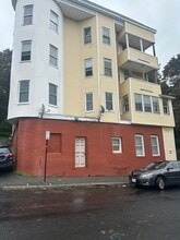 Building Photo - 37 Rodney St