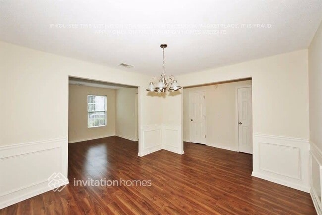 Building Photo - 4838 Bryant Dr