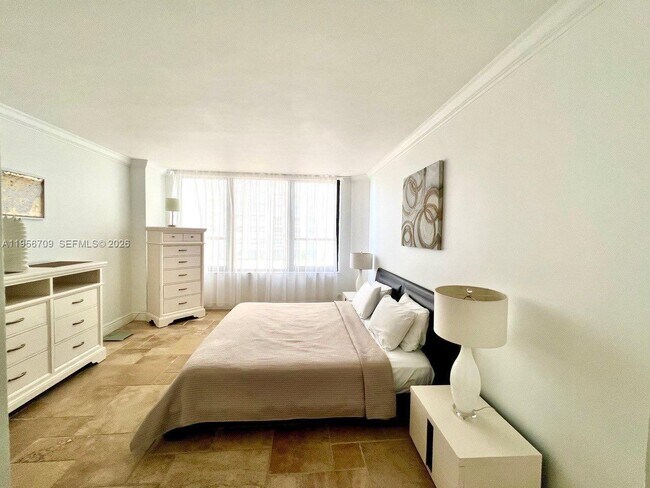 Foto del edificio - 3505 S Ocean Dr