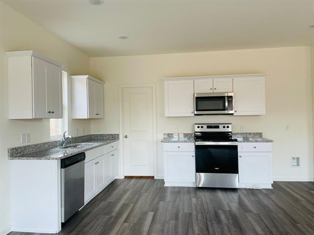 Building Photo - 10348 Rosegreen Ln