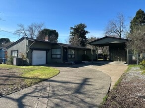 Building Photo - 2258 Park Marina Dr