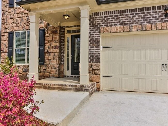 Building Photo - 5650 Carruth Lake Dr
