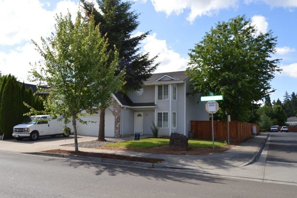 Primary Photo - 4 br, 2.5 bath House - 4304 SE Bentley St