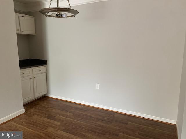 Building Photo - 18334 Streamside Dr