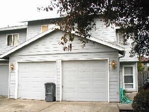 Building Photo - 12116 SE 7th St