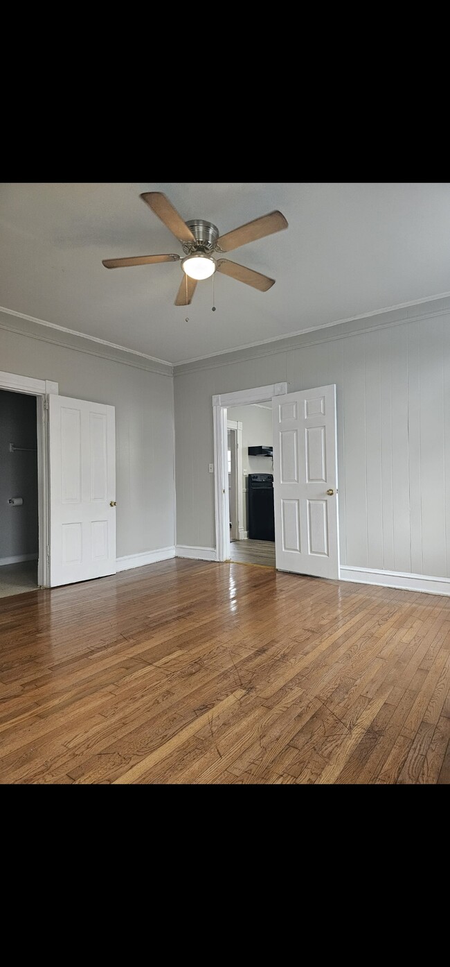 Bedroom - 1802 Mount Meigs Rd