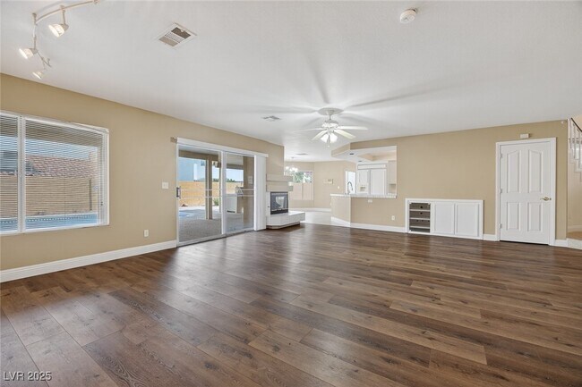 Foto del edificio - 3708 Dorrington Dr