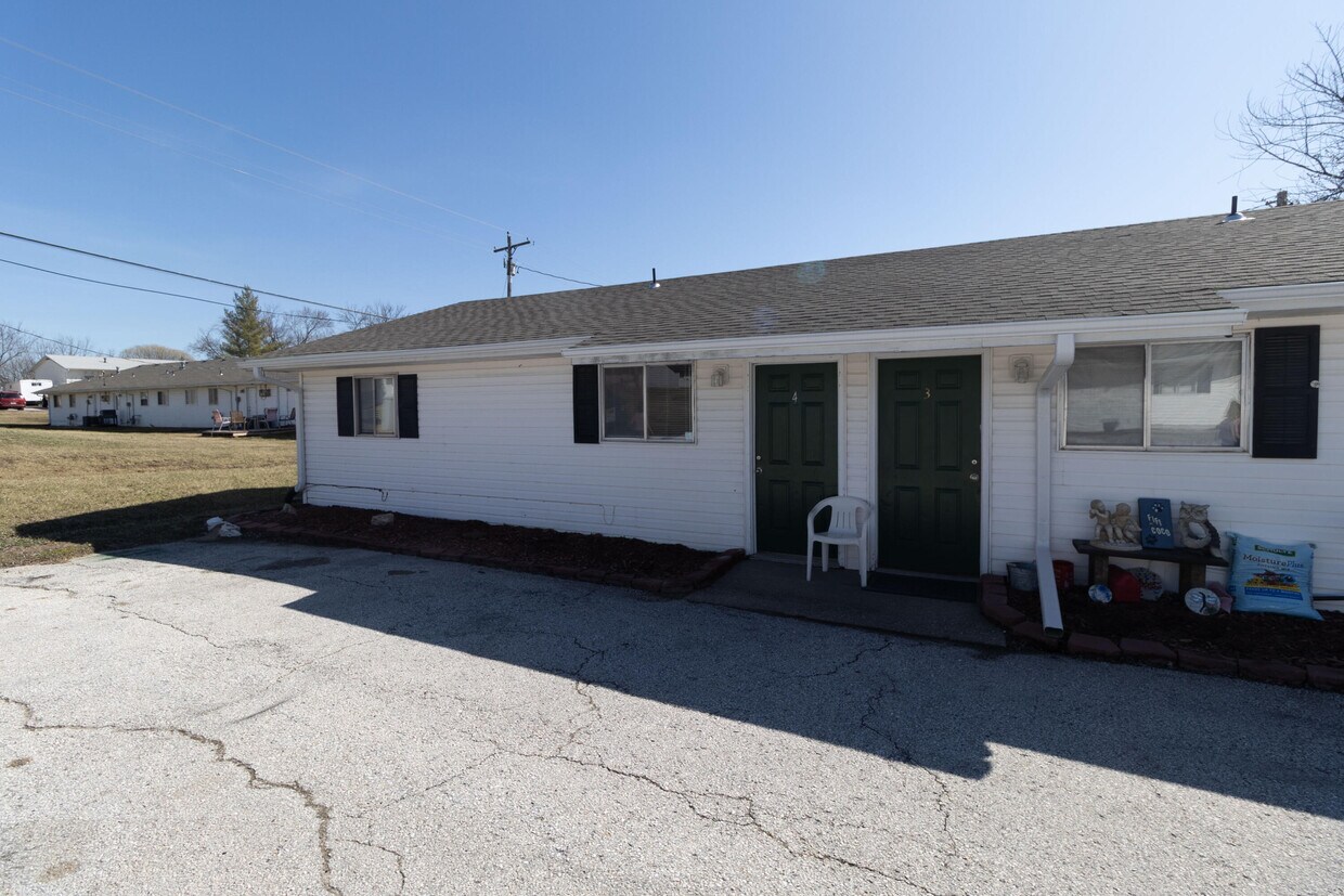 Foto principal - 7312 N Wade School Rd