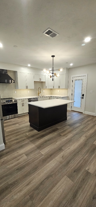 Building Photo - 15 Hadley Pl