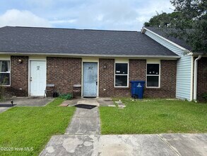Building Photo - 167 Marlene Dr