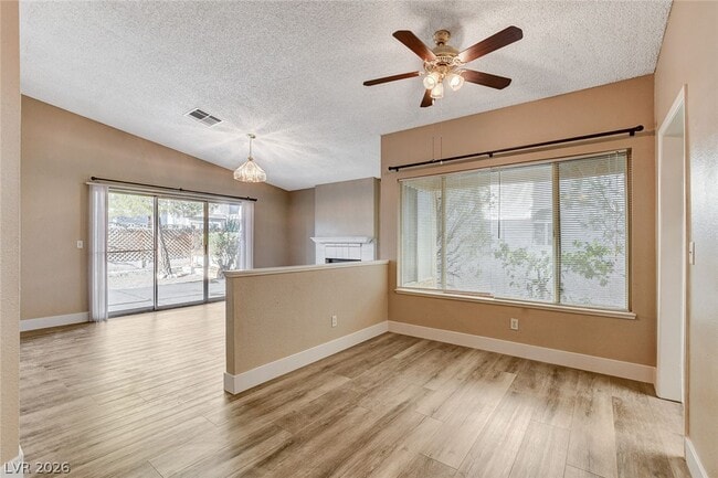 Building Photo - 6632 Wheelbarrow Peak Dr