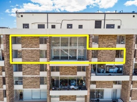 Foto del edificio - 1000 Urlin Ave