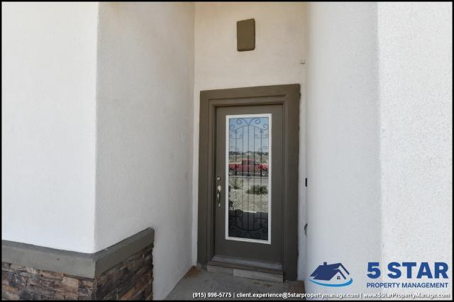 Foto del edificio - 4 bedroom in Horizon City TX 79928