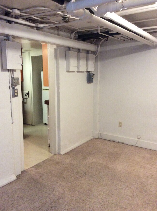 Foto del edificio - 310 N Clinton St