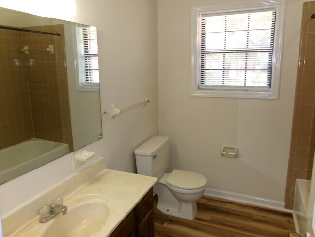 Building Photo - 3209 Timbermill Ave