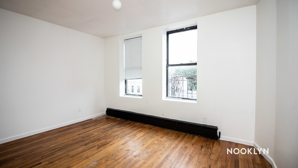 Primary Photo - 503 Lafayette Ave