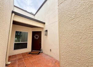 Building Photo - 20313 Sunny Shores Dr