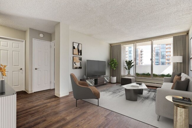 Photo - Vista Tower Apartment