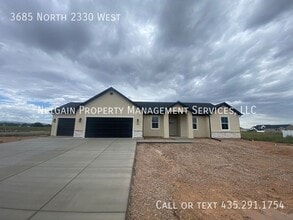 Building Photo - 3685 2330
