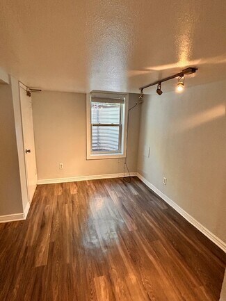 Building Photo - 2407 W 37th Ave