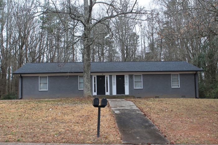 Primary Photo - 1213 Old Plank Rd