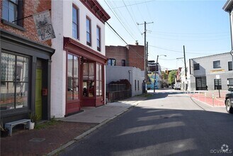 Building Photo - 407 Brook Rd