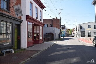 Building Photo - 407 Brook Rd