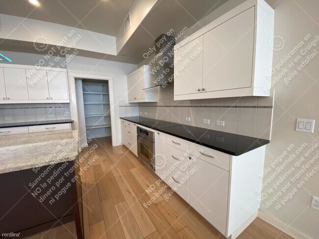 Building Photo - 3 br, 3 bath House - 3200 Grandview St 5 5