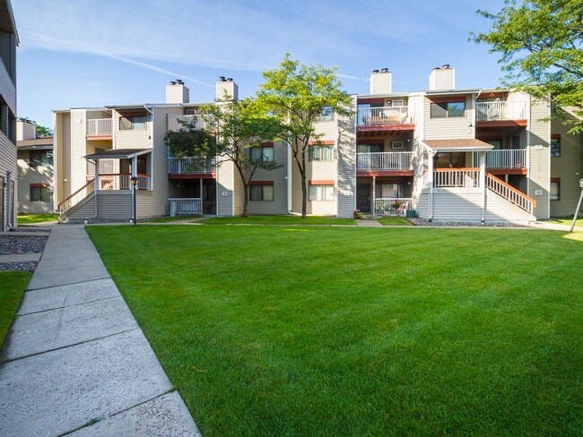 Exterior del edificio - 350 Shelard Pkwy