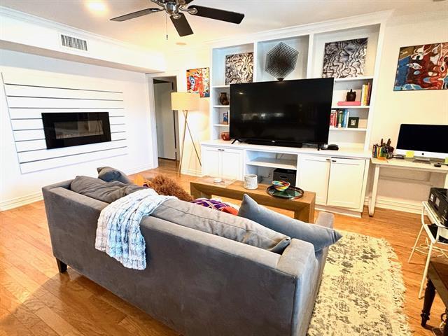 Foto del edificio - 6112 Averill Way