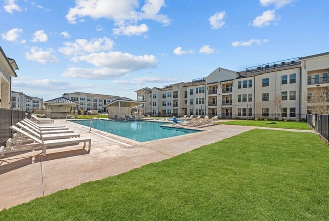 Building Photo - Arden 231