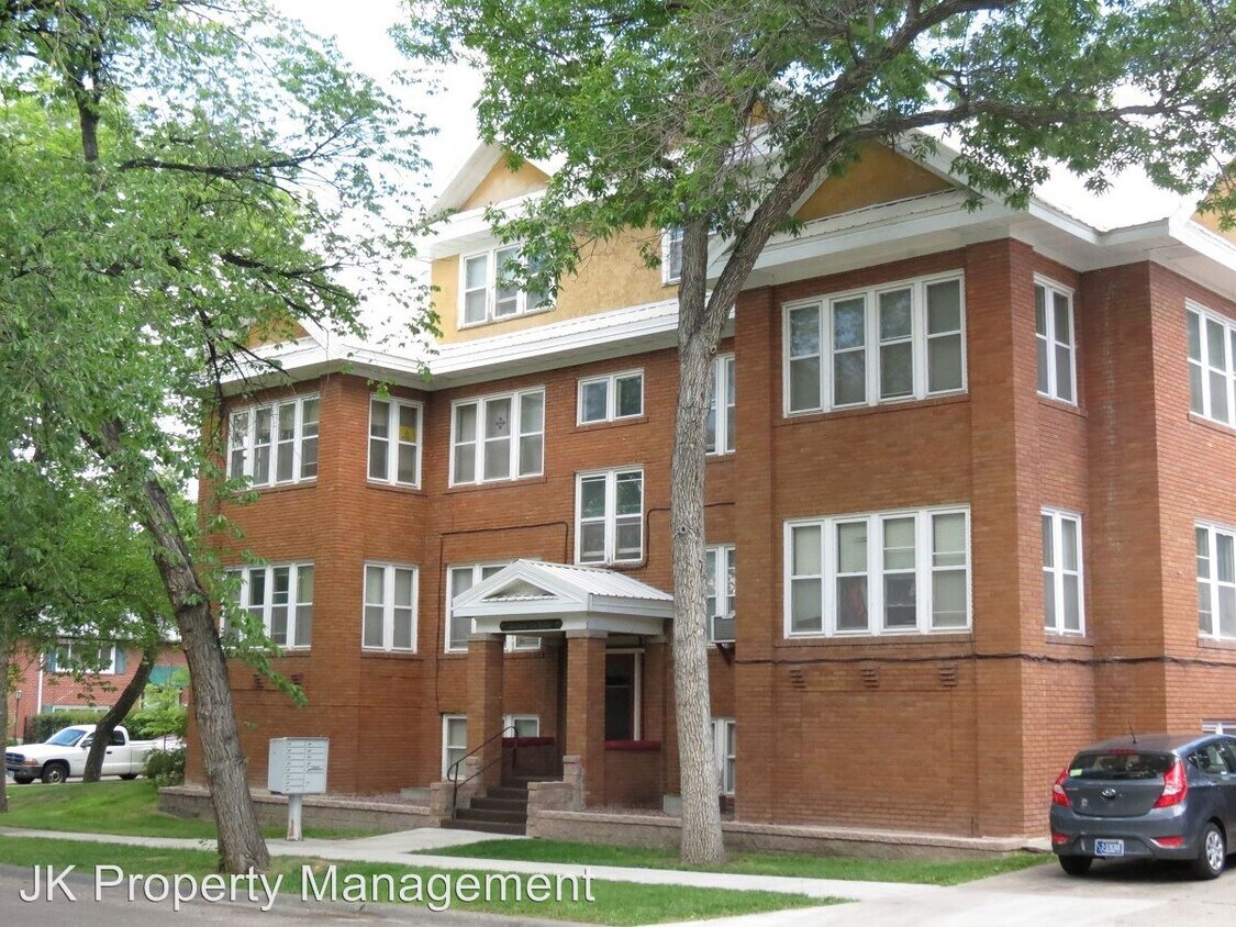Primary Photo - 119 13th St N