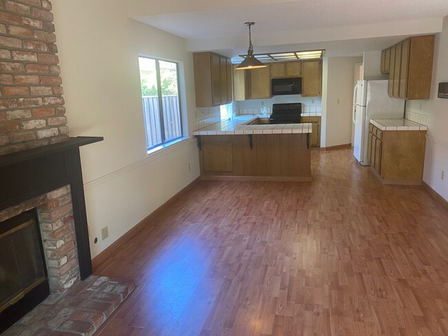 Building Photo - 4932 Buckboard Way