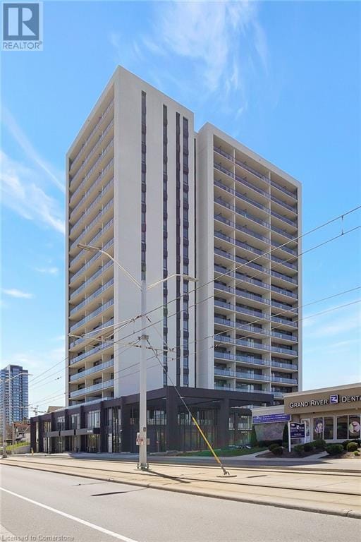 Building Photo - 741 King St W