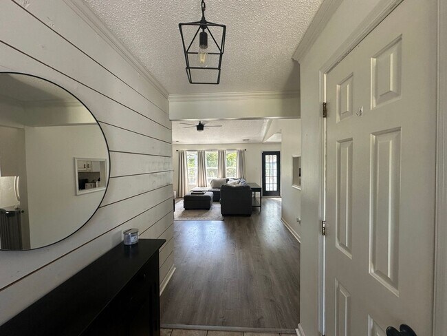 Foto del edificio - 3BR / 2BA with Garage Close to Dam Neck in...