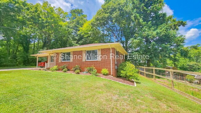 Foto del edificio - 916 Hardwick Cir