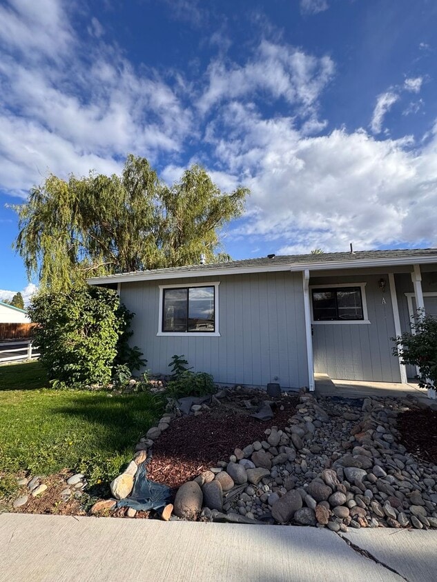 Foto principal - 1371 Kimmerling Rd