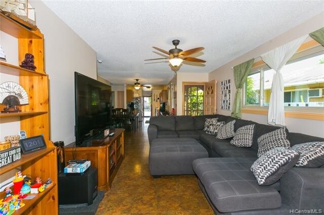 Building Photo - 94-537 Kupuna Loop
