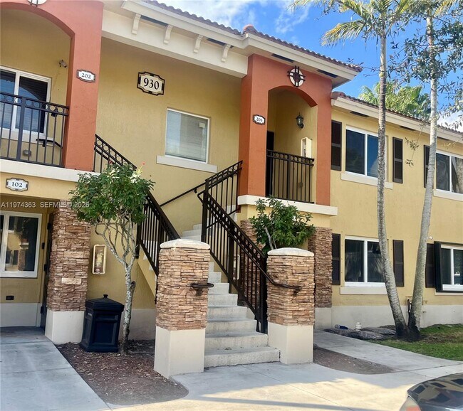 Foto del edificio - 930 NE 33rd Terrace