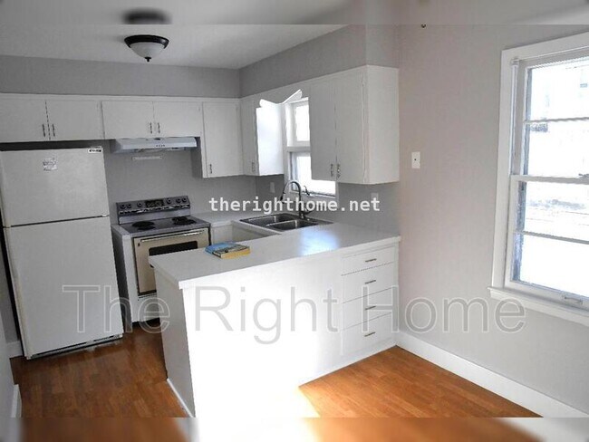 Foto del edificio - 3311 N 56th St