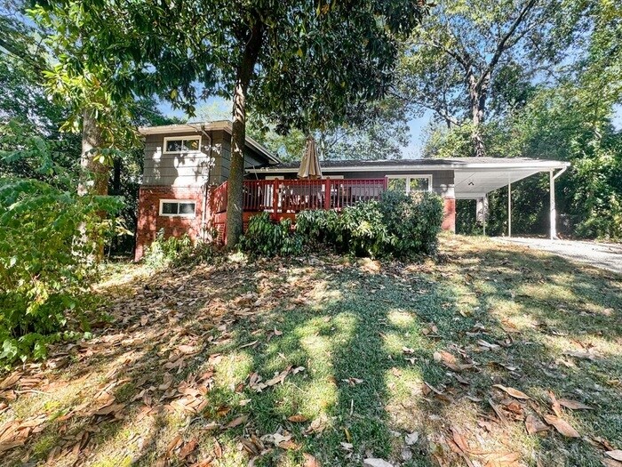 Primary Photo - Charming 4 Beds 2 Baths Home in Chamblee!