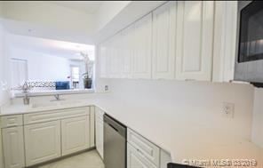 Foto del edificio - 2 br, 2 bath Condo - 1900 Purdy Ave Apt 1700