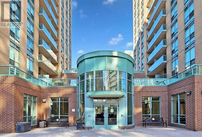 Building Photo - 22 Olive Ave