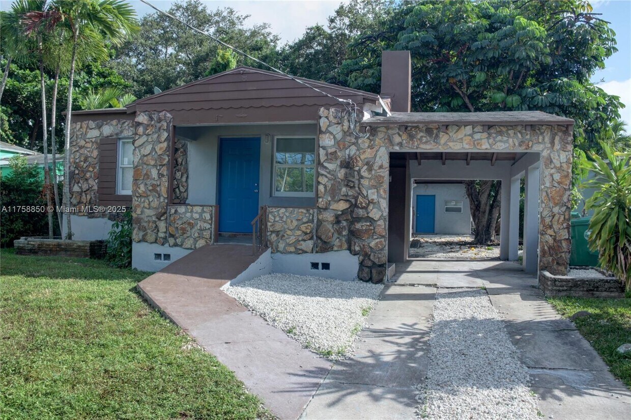 Foto principal - 56 NW 70th St