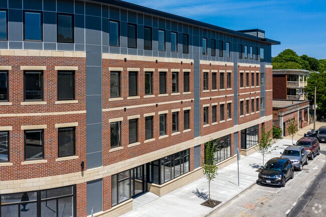 Building Photo - Station317