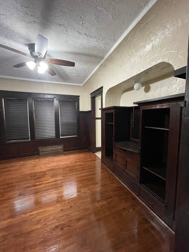 Primary Photo - 2723 N 36th St
