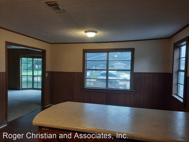 Building Photo - 3 br, 2 bath House - 2948 W. Jordan