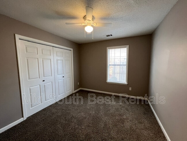 Building Photo - 4392 Forest Valley Dr