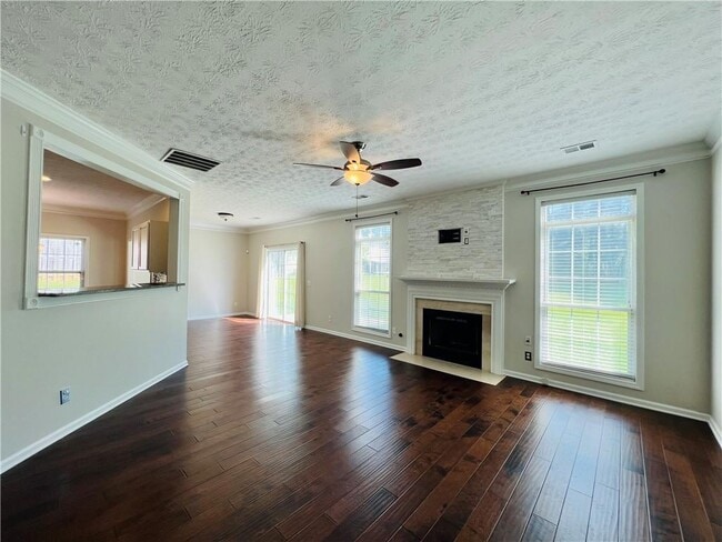Building Photo - 156 Weatherstone Dr