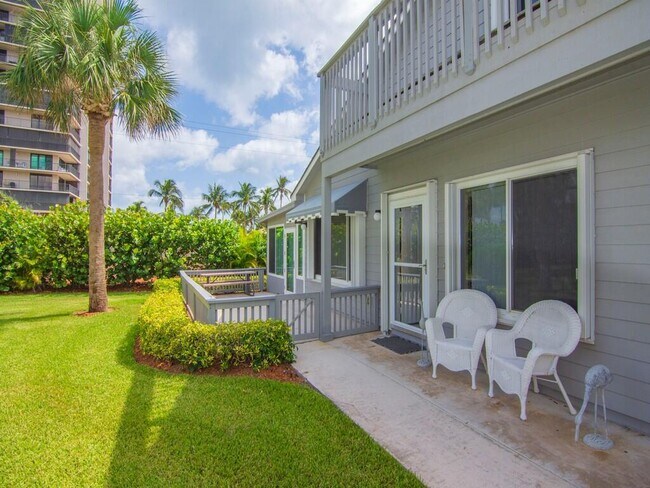 Building Photo - 4949 N Hwy A1A